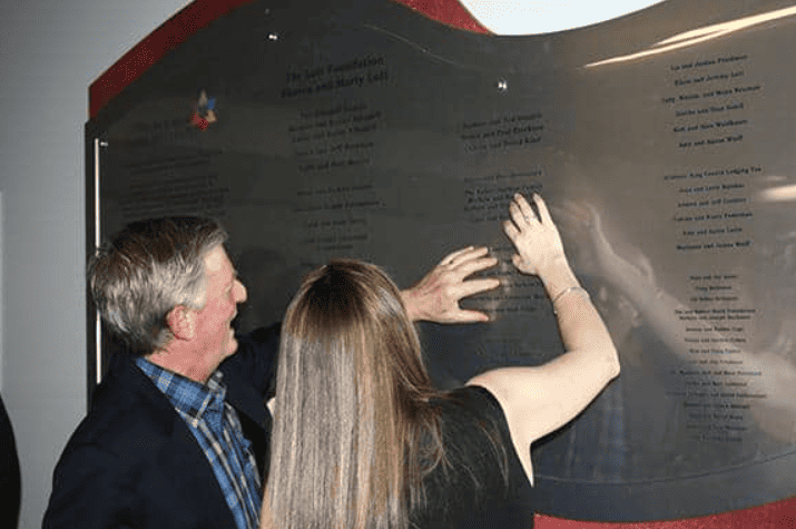 Donor wall of recognition